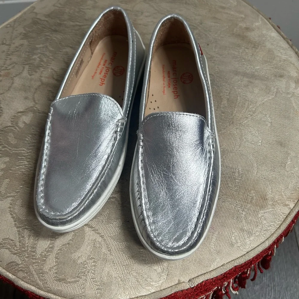 Marc Joseph New York Leather Broadway kids Metallic Silver Slip-On Loafers 2.5